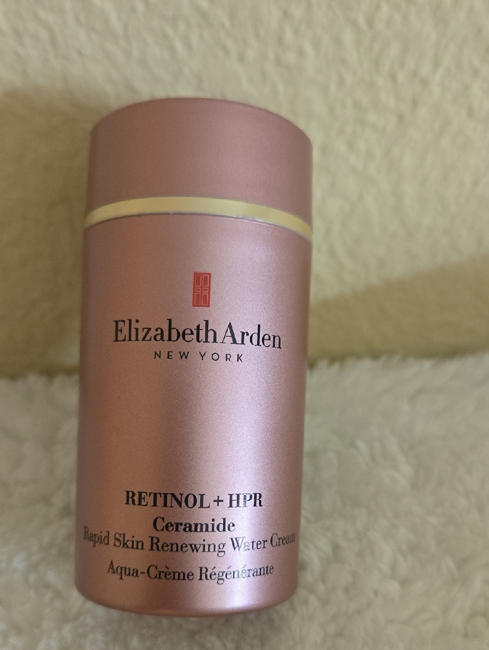 Elizabeth Arden Rose Metallic Retinol + HPR Ceramide Water Cream